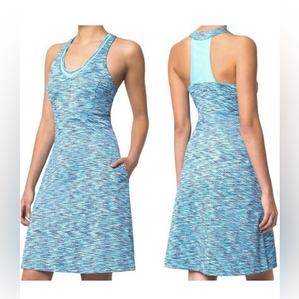MPG Medium Travel Dress or Racer Dress. Halter dress. Black and blue design - Picture 9 of 11